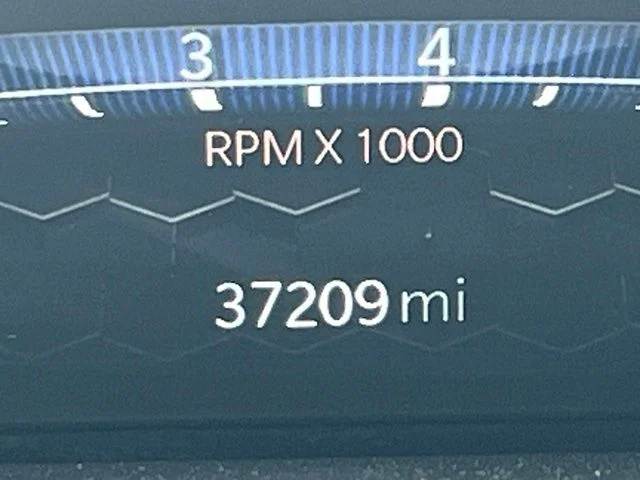 Used 2025 White Jeep Limited image 23