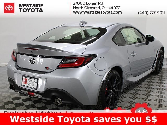 2025 Toyota GR86 Premium - Photo 11