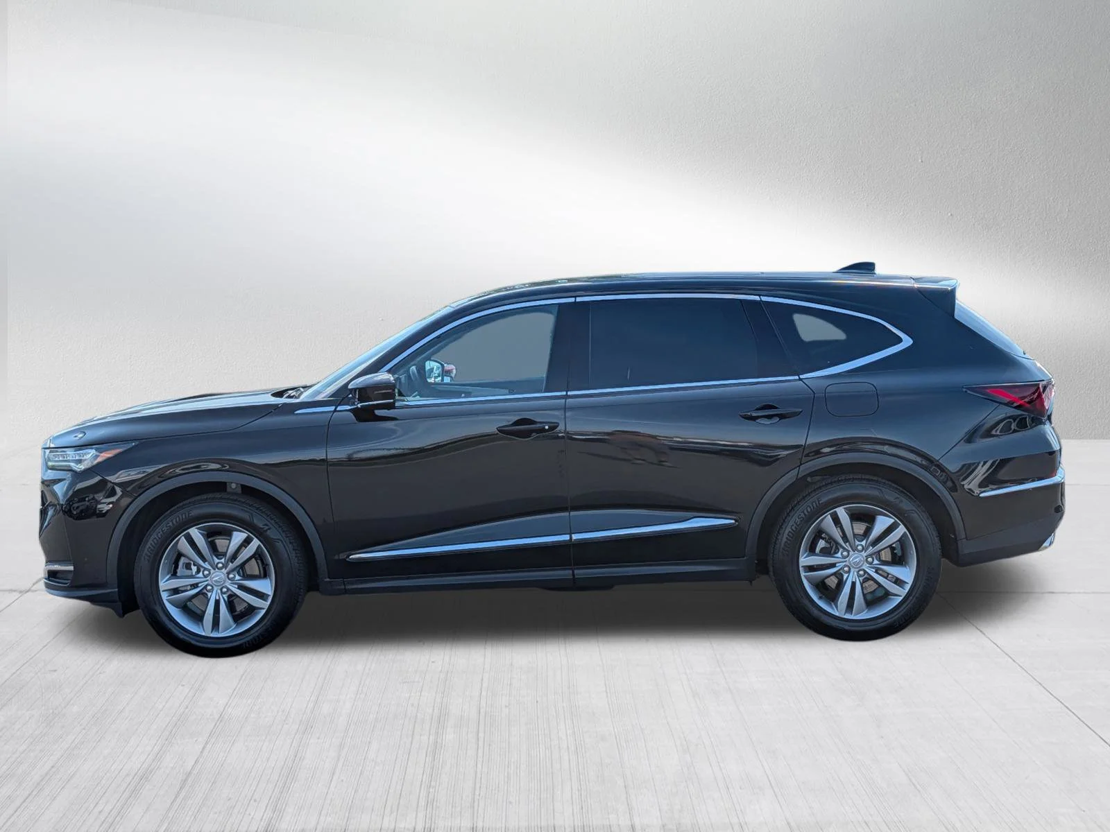 Certified Used 2026 Majestic Black Pearl Acura  image 4