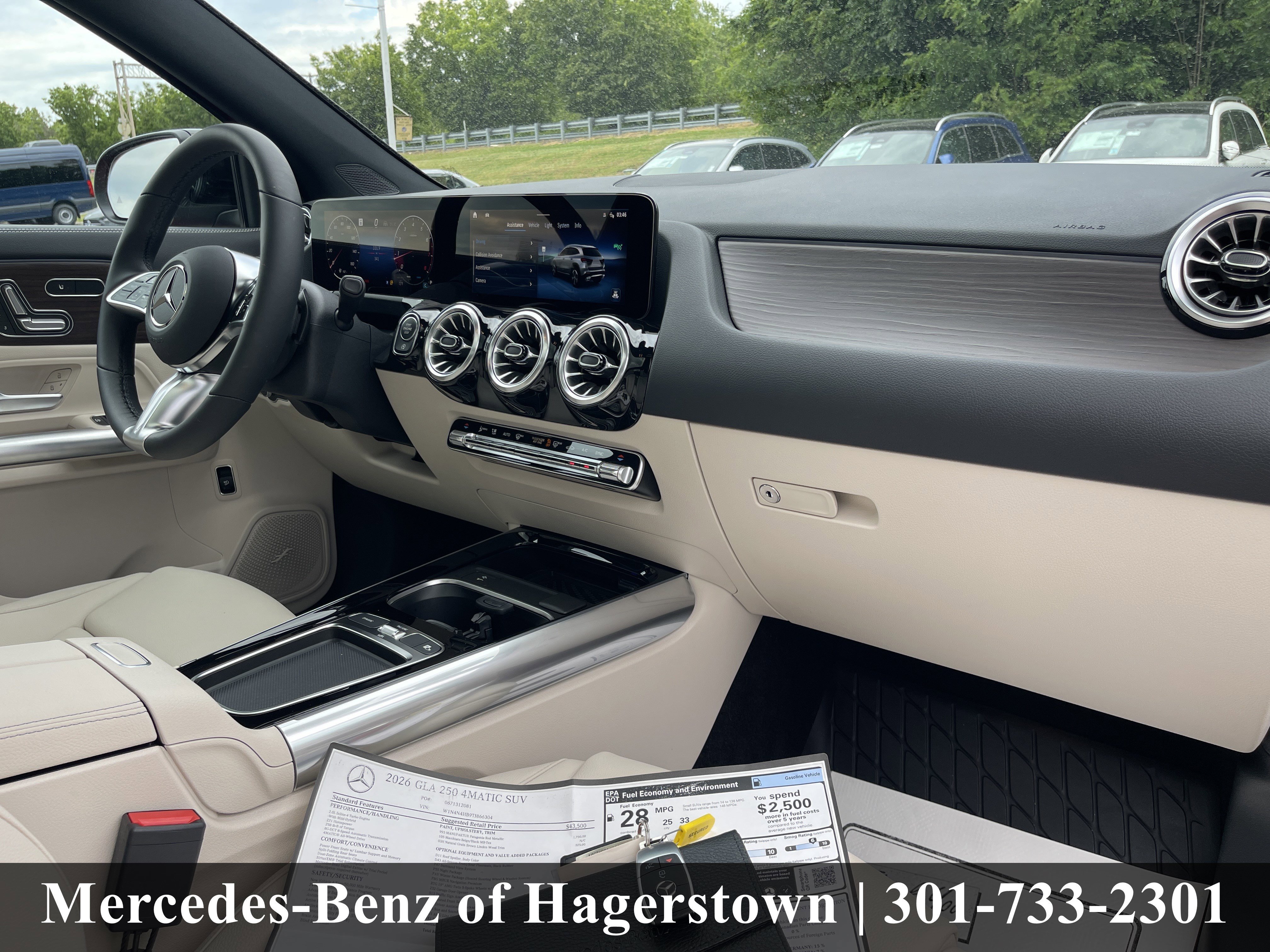 Certified Used 2026 MANUFAKTUR Patagonia Red Metallic Mercedes-Benz GLA 250 4MATIC® SUV image 24