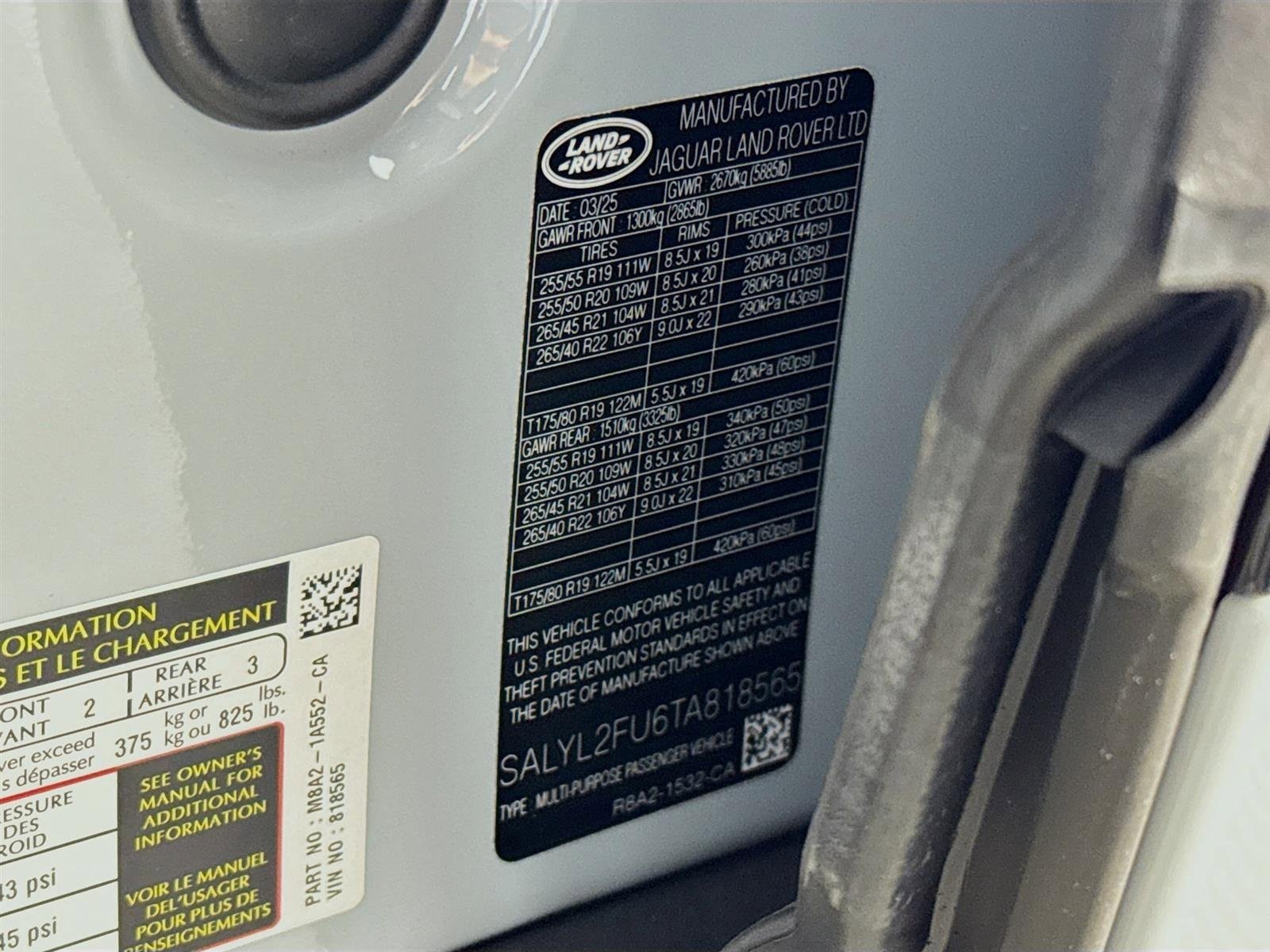 Used 2026 Gray Land Rover Dynamic SE image 33