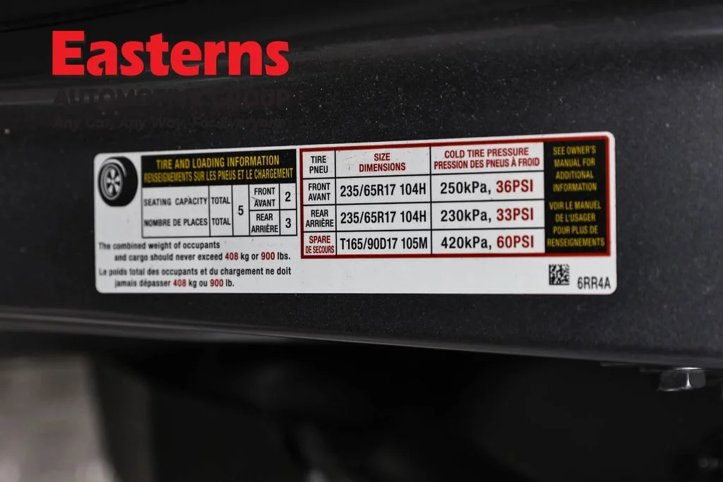 Used 2023 Gray Nissan S image 34