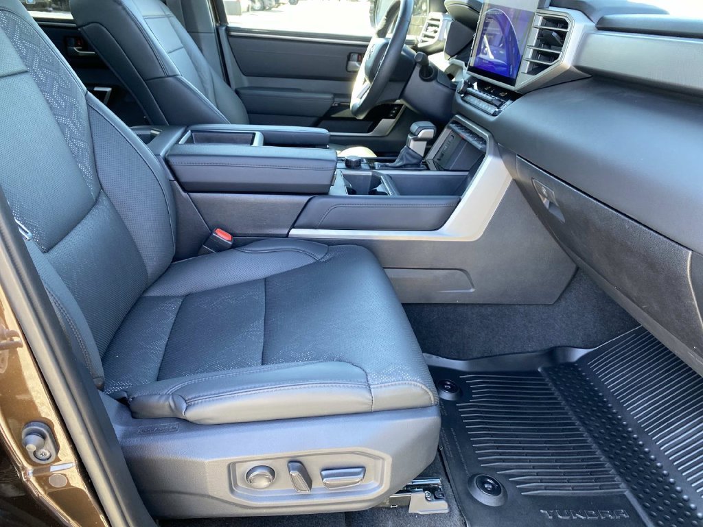 Certified Used 2025  Toyota Limited image 23
