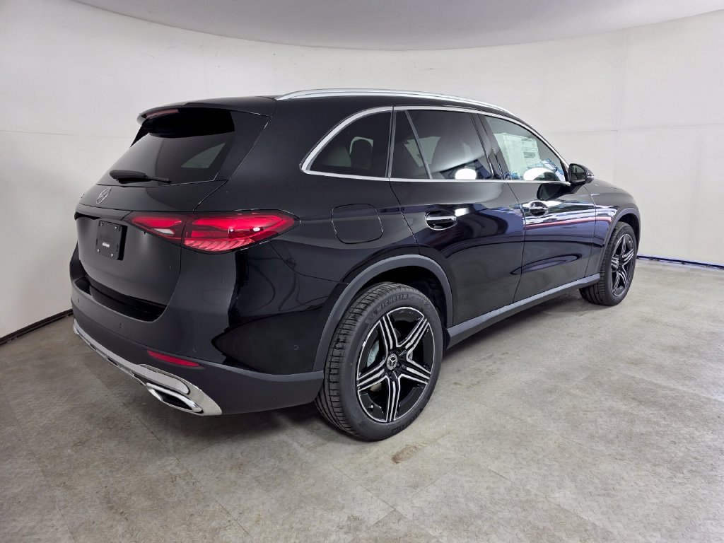 New 2027 Black Mercedes-Benz GLC 300 image 20
