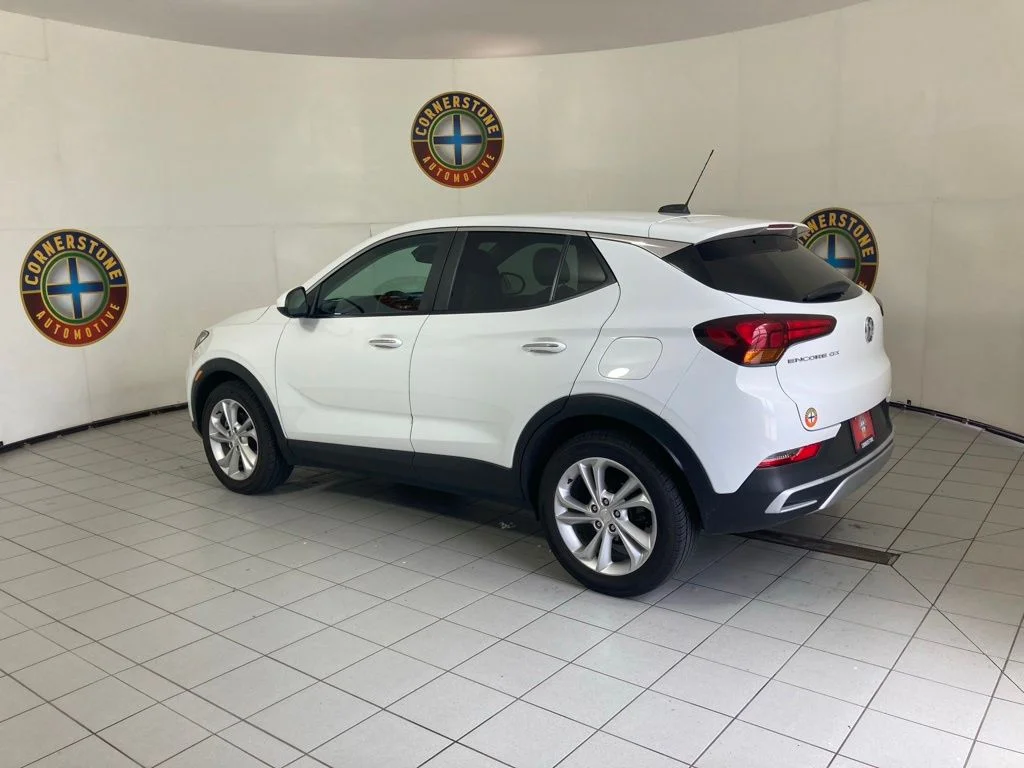 Used 2021 White Buick Preferred image 21