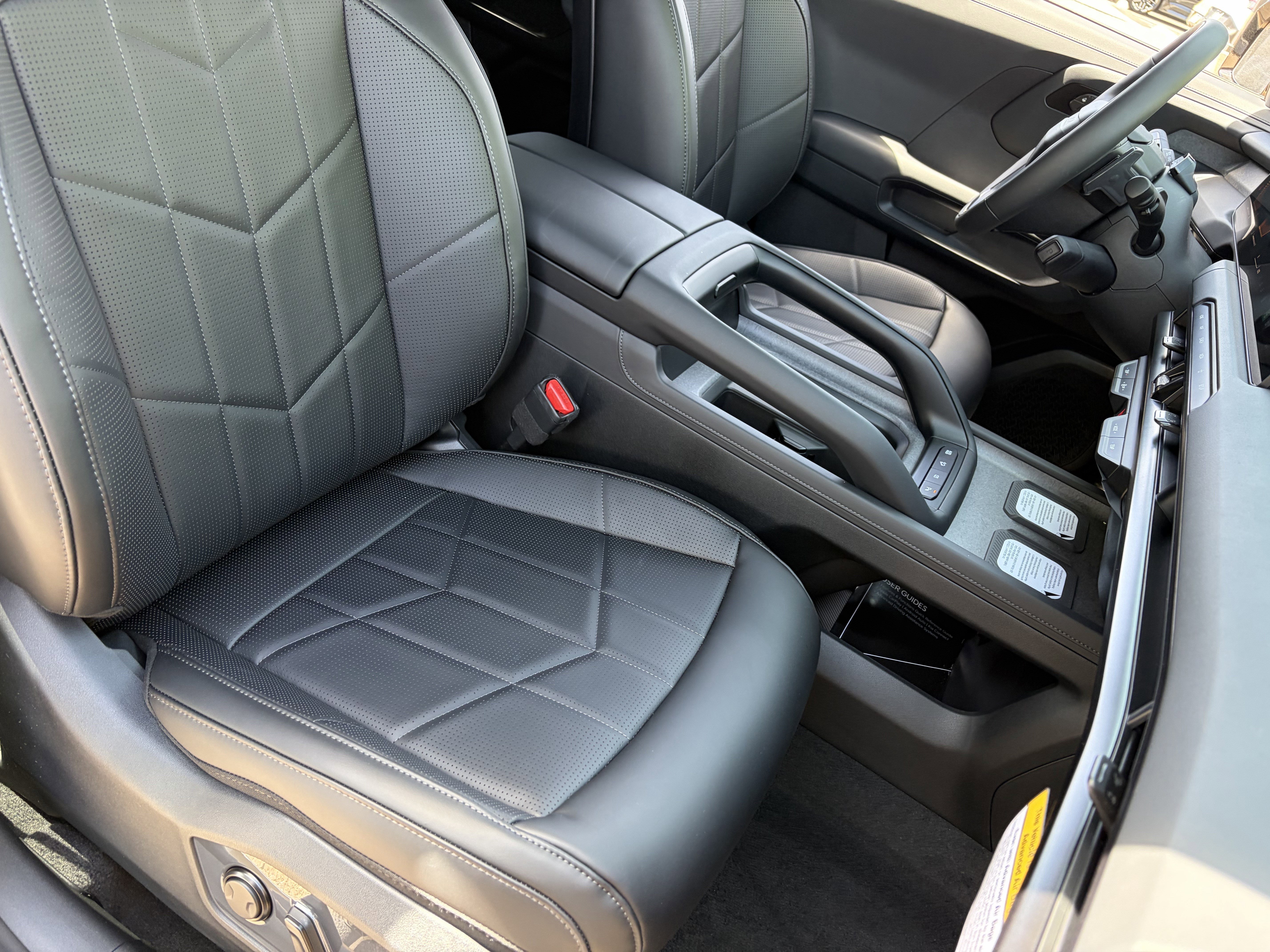 New 2027 Terrain Brown Kia X-Line EX image 8