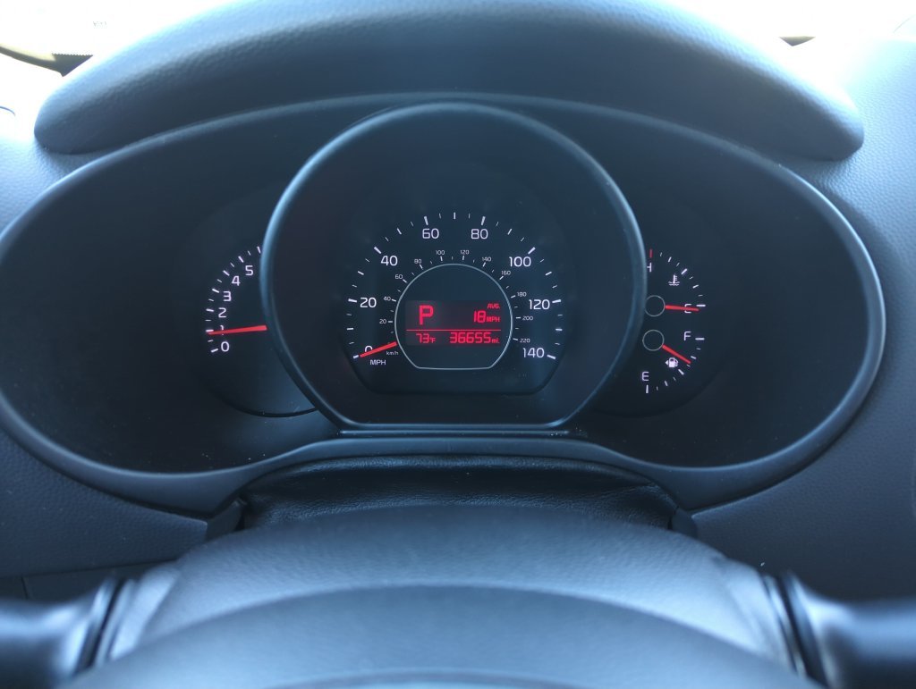 Used 2017 Gray Kia Plus image 37