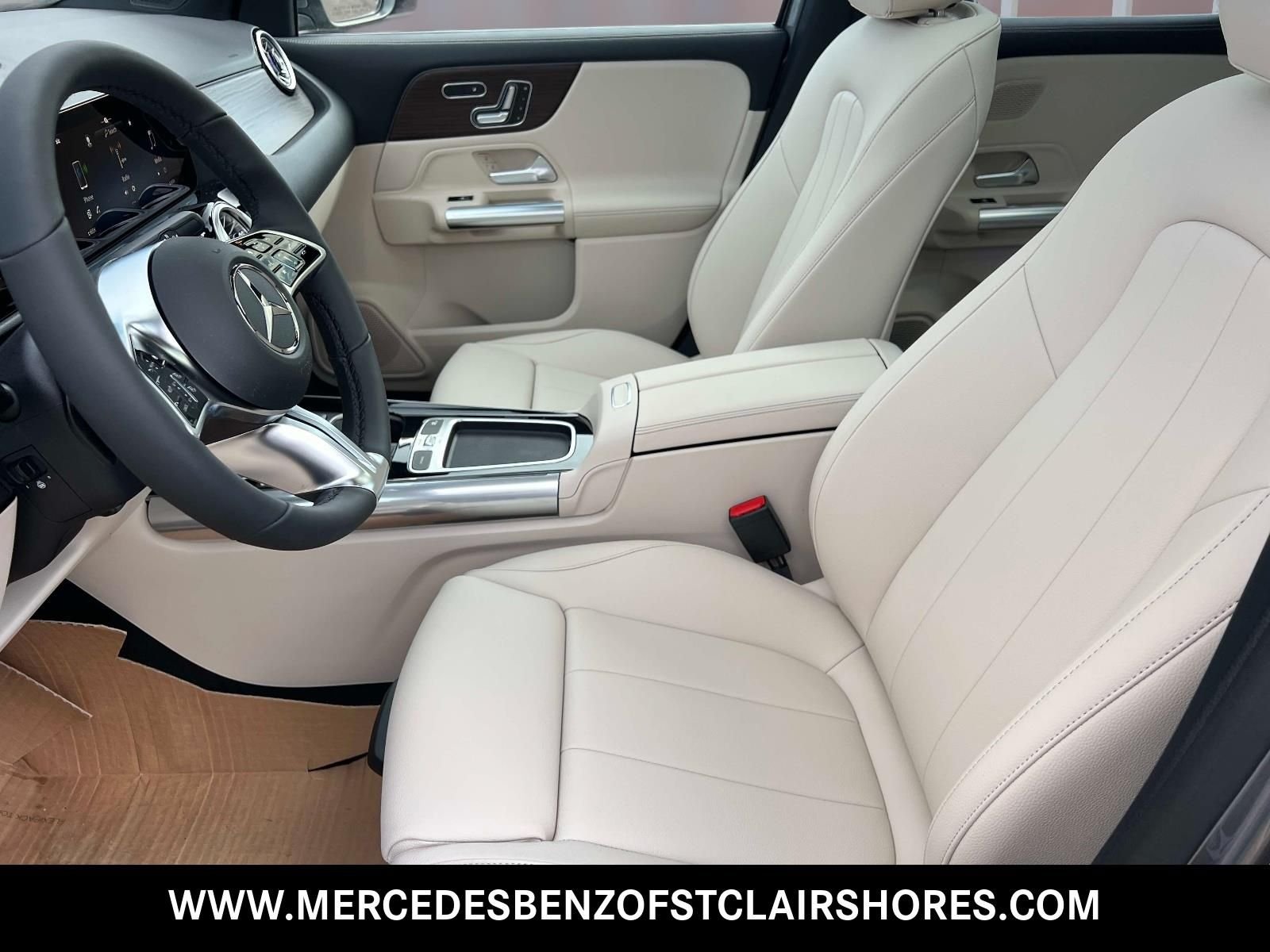 New 2026 Mountain Grey Metallic Mercedes-Benz GLA 250 image 23
