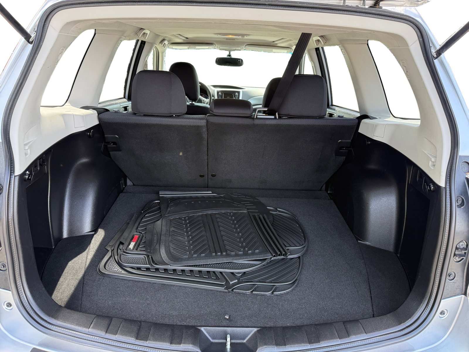 Used 2013 Ice Silver Metallic Subaru 2.5X image 17