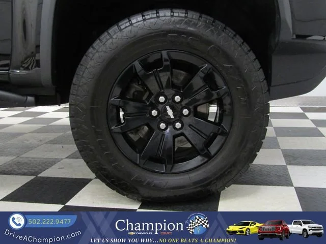 Used 2022 Black Chevrolet ZR2 image 3