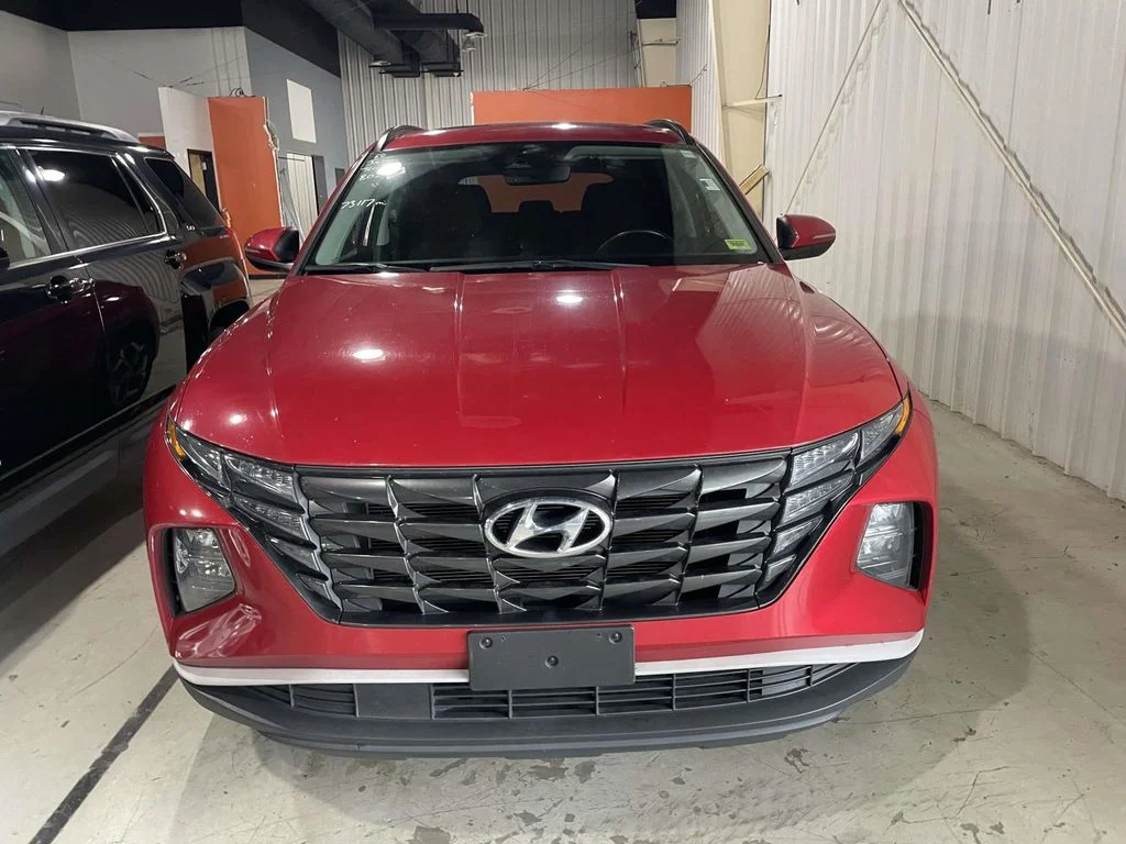Used 2022 Red Hyundai SEL image 2