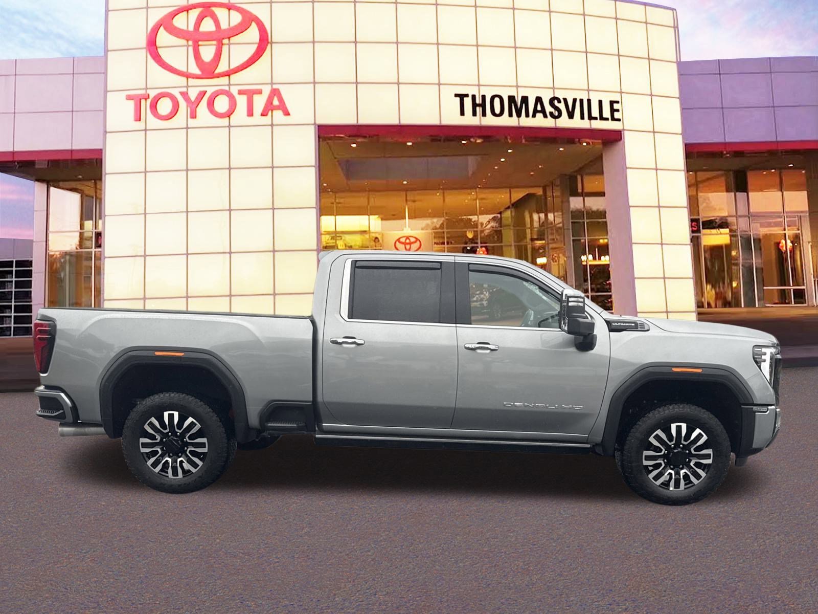 Used 2025 Sterling Metallic GMC Denali Ultimate image 4