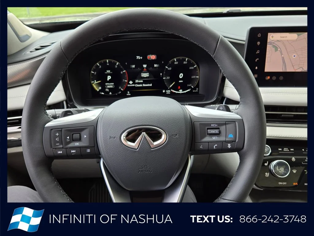 New 2027 DEEP EMERALD INFINITI Luxe AWD image 21