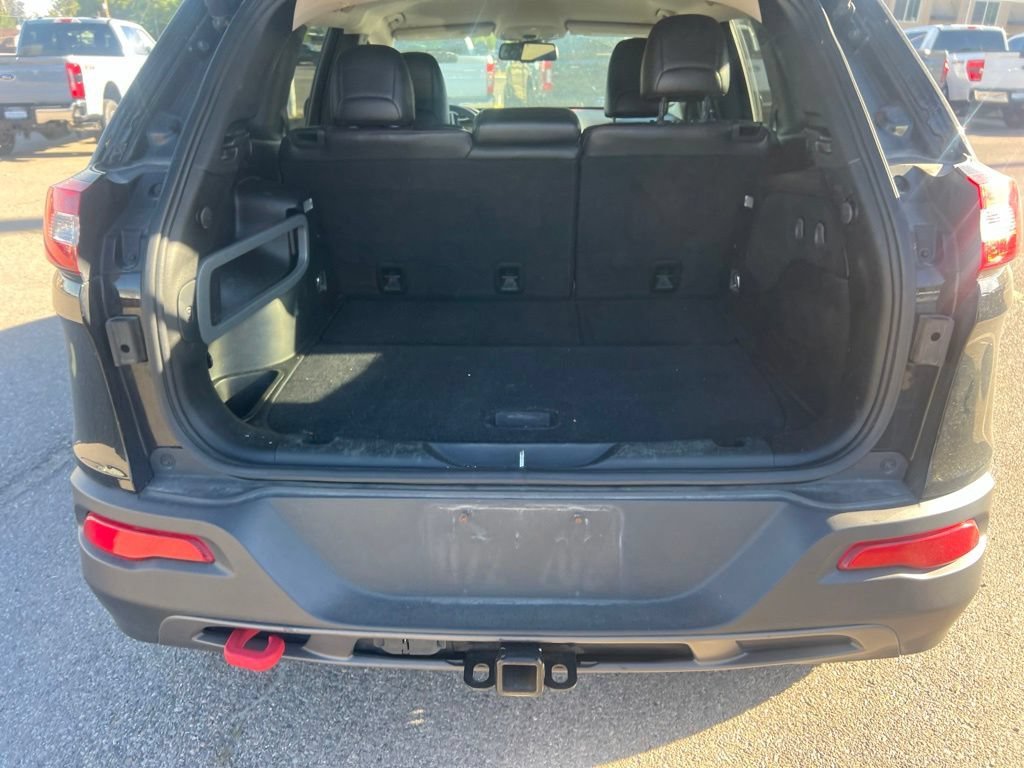 Used 2018 Black Jeep Trailhawk image 10