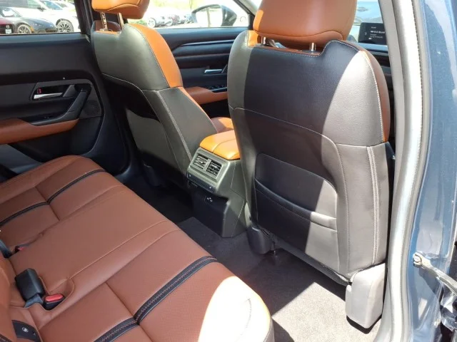 2025 Mazda CX-50 Premium Plus - Photo 17