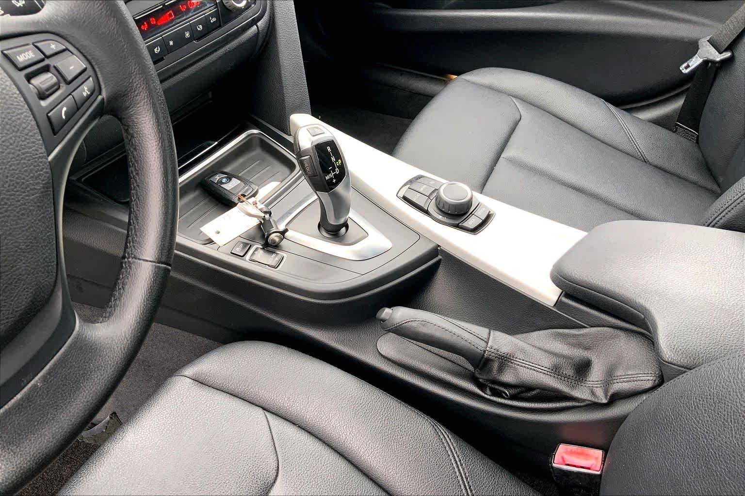 Used 2012 Black Sapphire Metallic BMW 328i image 16