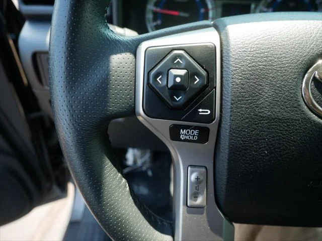Certified Used 2018 MAGNETIC GRAY MET. Toyota  image 28