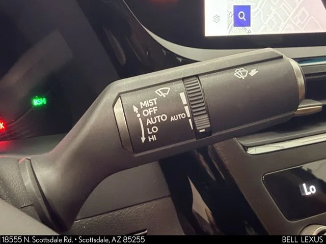 Certified Used 2025 White Lexus 300h image 29
