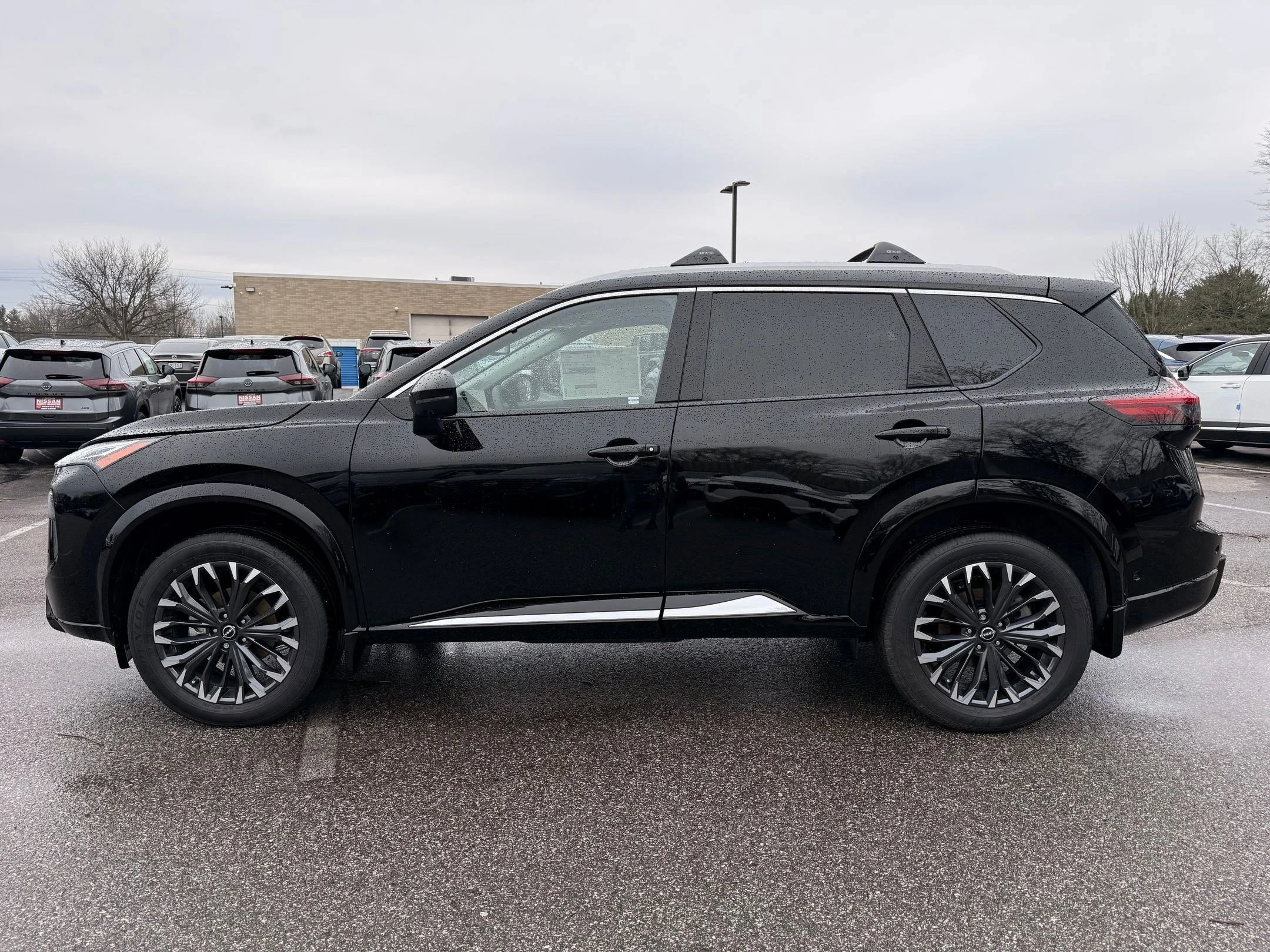2026 Nissan Rogue Platinum - Photo 9