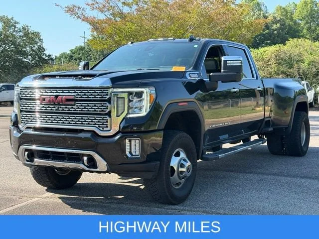 Used 2022 Onyx Black GMC Denali DRW image 10