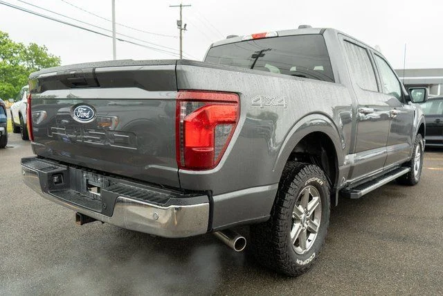Used 2025  Ford XLT image 6