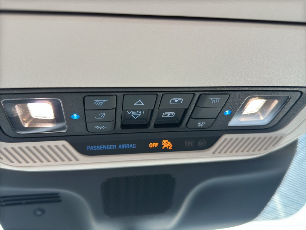 New 2025 Agate Black Metallic Ford Active image 24