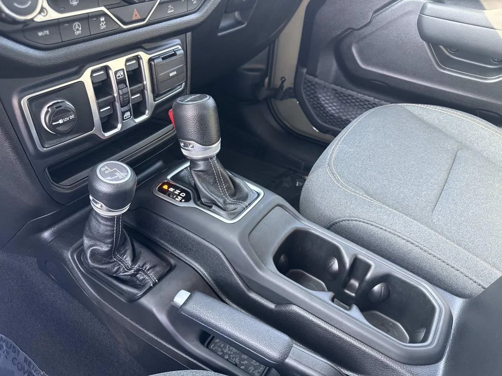 Used 2026 Green Jeep Sport image 19