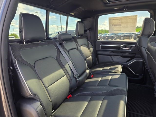 New 2026 Granite Crystal Metallic Clear-Coat Exterior Paint RAM Laramie image 12