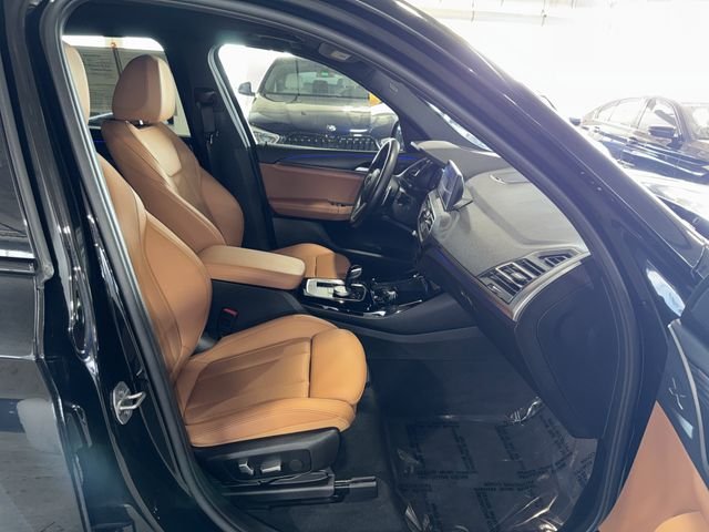 Used 2023 Black Sapphire Metallic BMW sDrive30i image 10