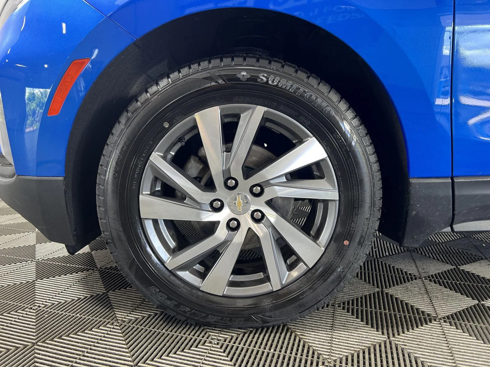 Used 2024 Riptide Blue Metallic Chevrolet LT image 32