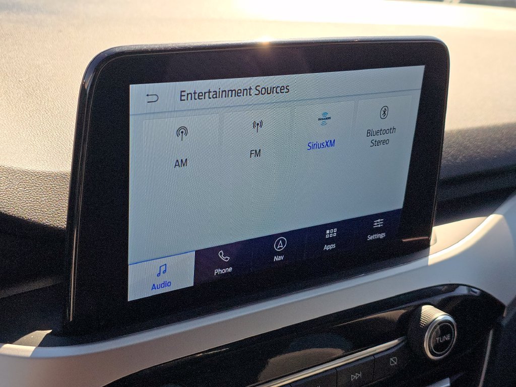 Used 2020 Blue Ford SE image 31