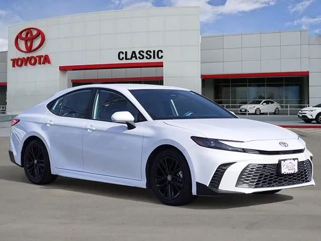 Pre-Owned 2025 Toyota Camry SE FWD 4D Sedan