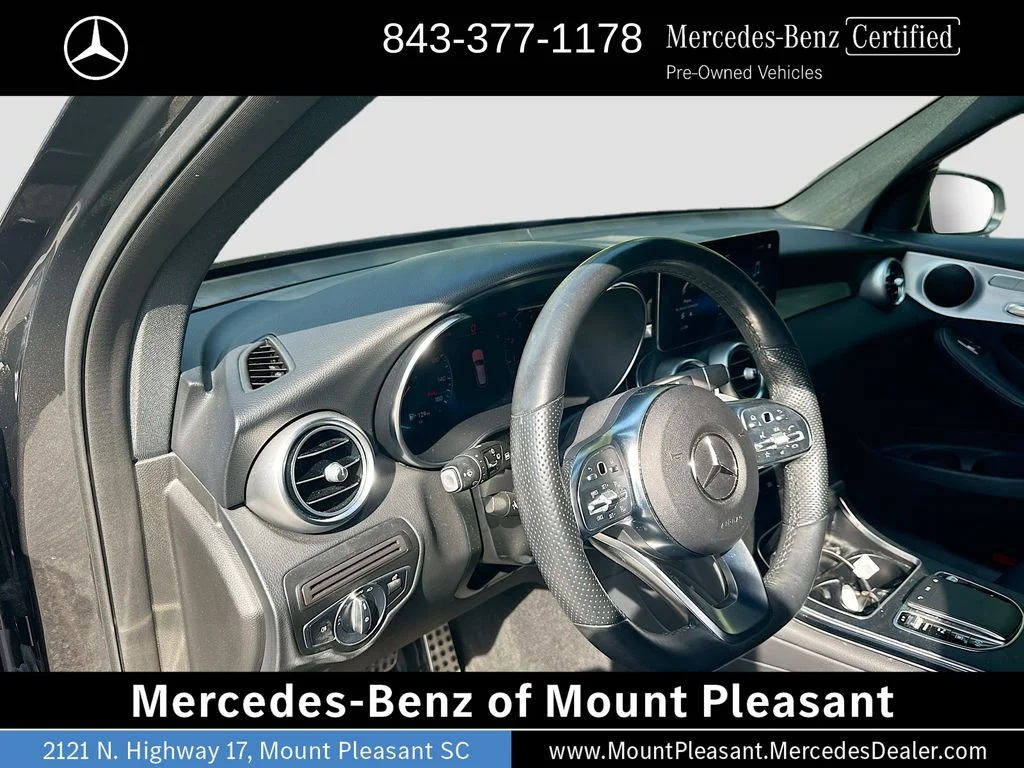 Used 2022 Gray Mercedes-Benz GLC 300 image 9