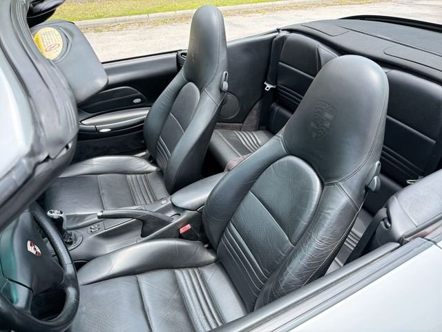 Used 2003 Silver Porsche Carrera image 15