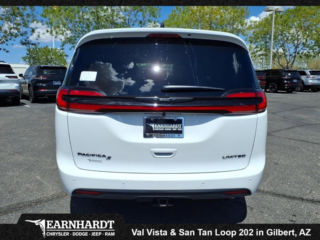 2026 Chrysler Pacifica Limited