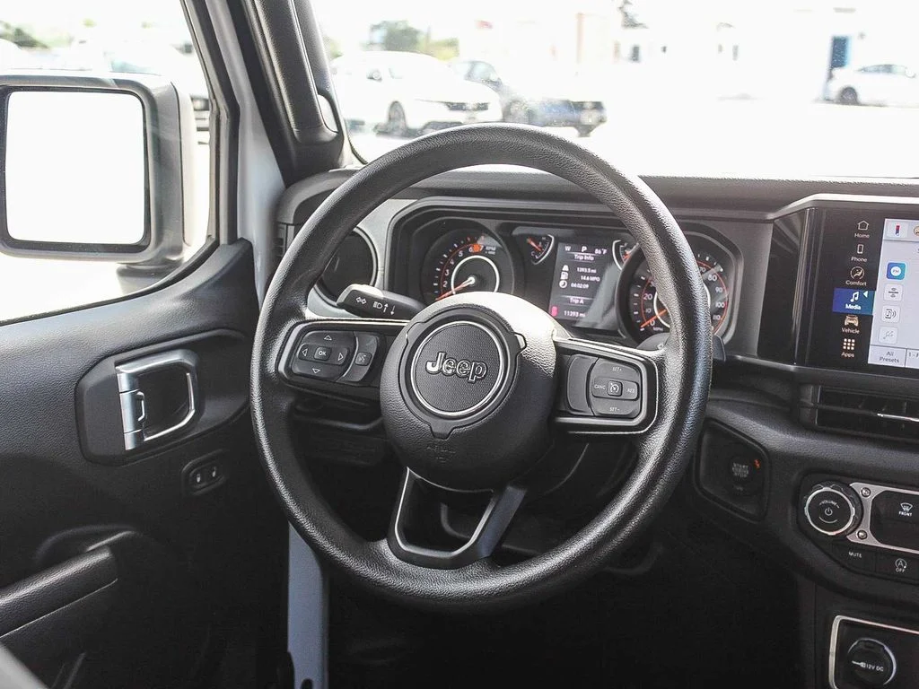 2025 Jeep Wrangler 4-Door Sport - Photo 15
