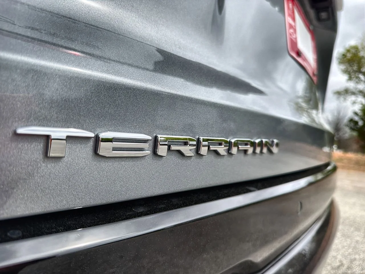 New 2026 Sterling Metallic GMC AT4 image 28