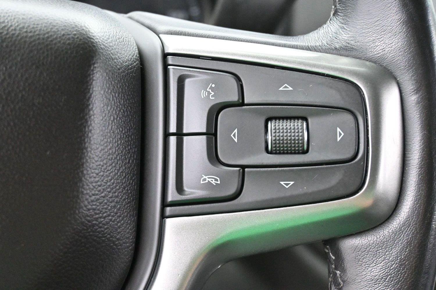 Used 2021 SHADOW GRAY METALLIC Chevrolet RST image 19