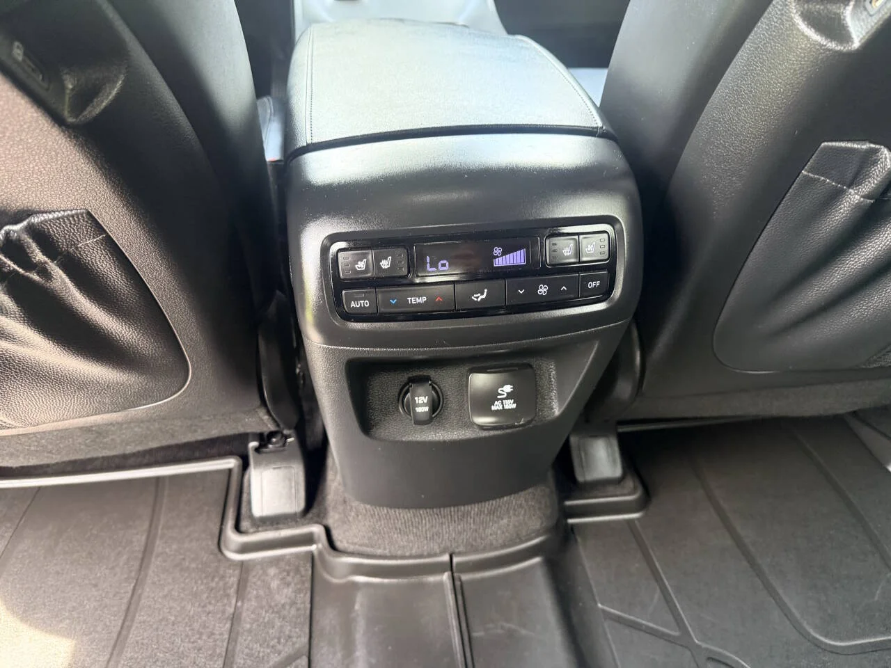 Used 2021 Gray Hyundai Limited 4dr SUV image 20