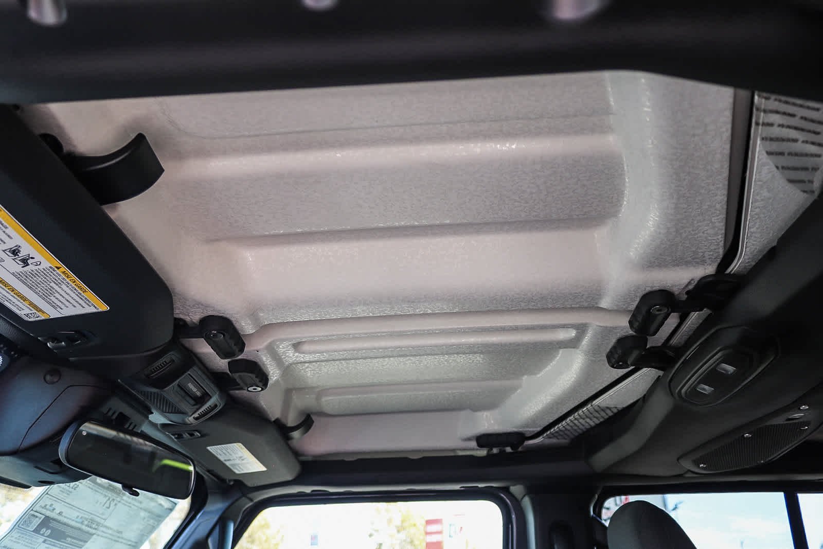 New 2026 Granite Crystal Metallic Clear-Coat Exterior Paint Jeep Willys image 27
