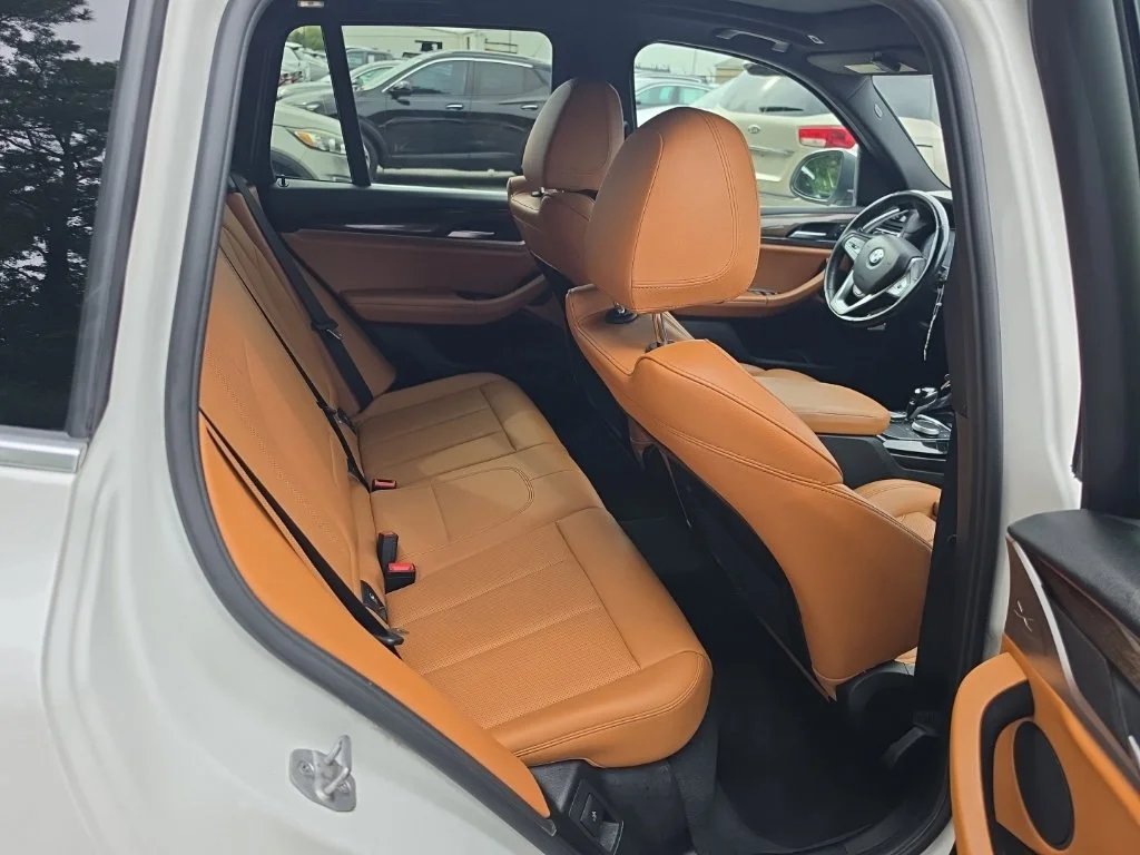 Certified Used 2022 White BMW xDrive30i image 19