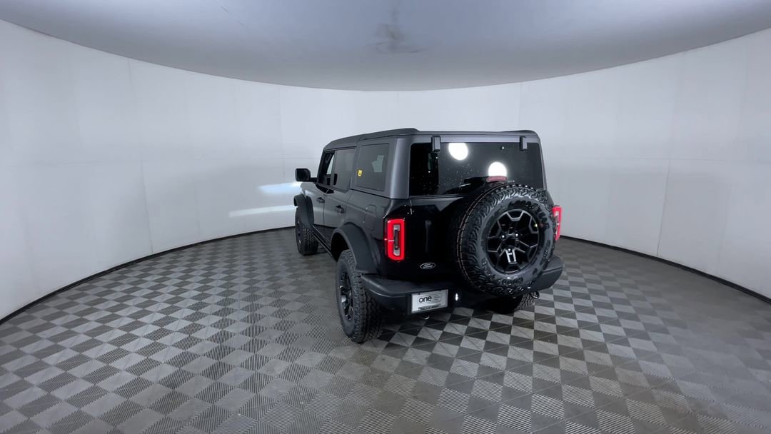 New 2026 Shadow Black Ford Badlands image 7
