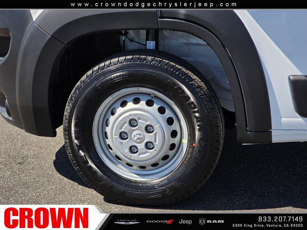 New 2026 Bright White Clearcoat RAM TRADESMAN image 9