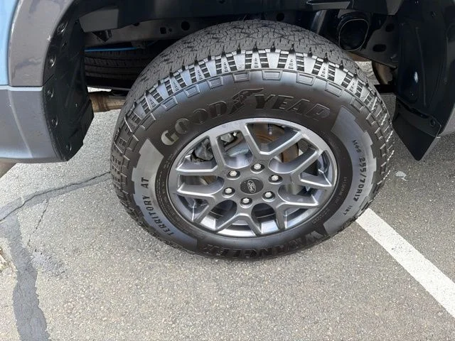 Used 2024 Gray Ford XLT image 25