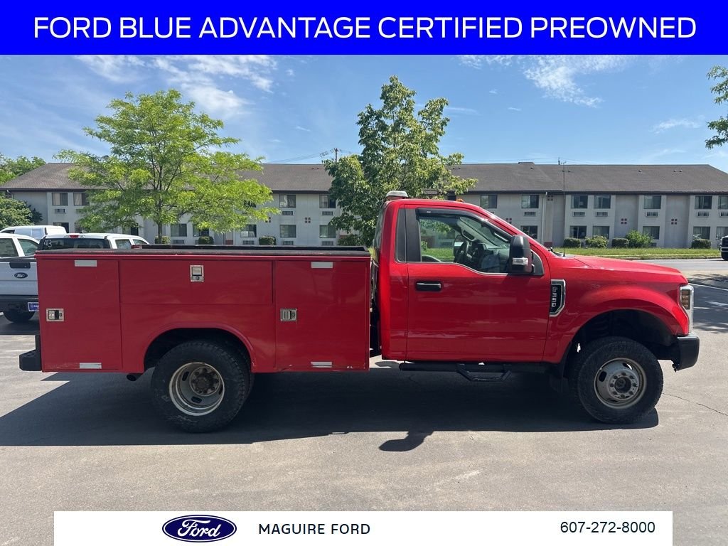 Used 2019 Red Ford XL image 4