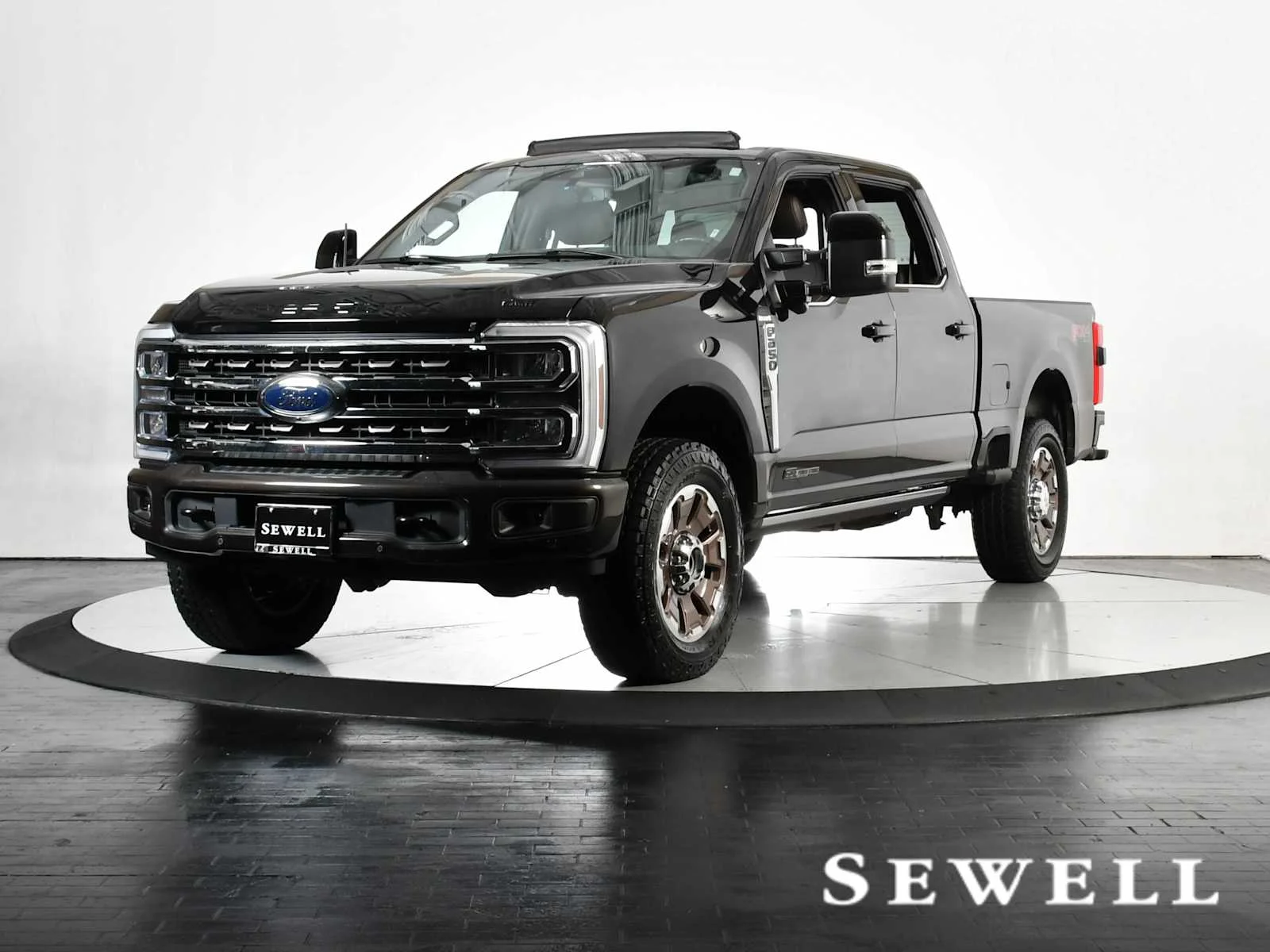 チャイルドブレッスル Pre-Owned 2024 Ford Super Duty F-250 Pickup King Ranch Crew Cab