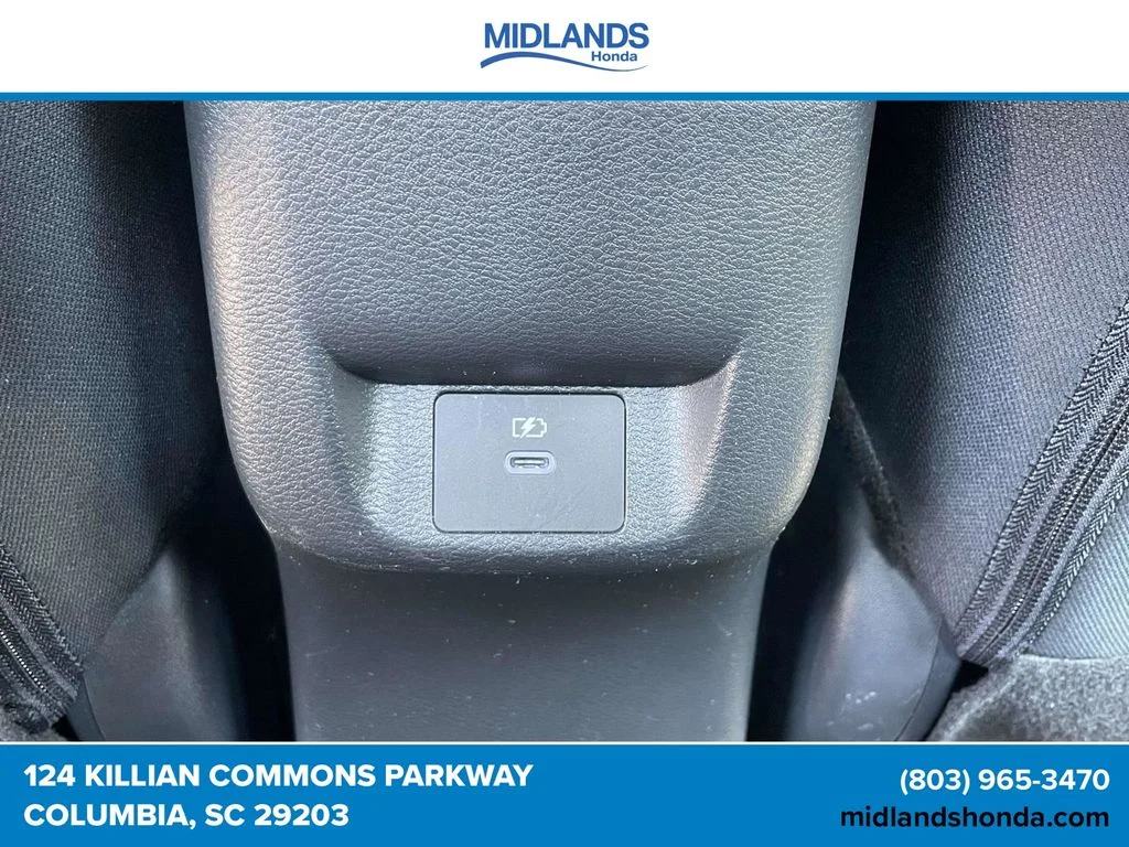2025 Nissan Versa Sedan SV - Photo 10