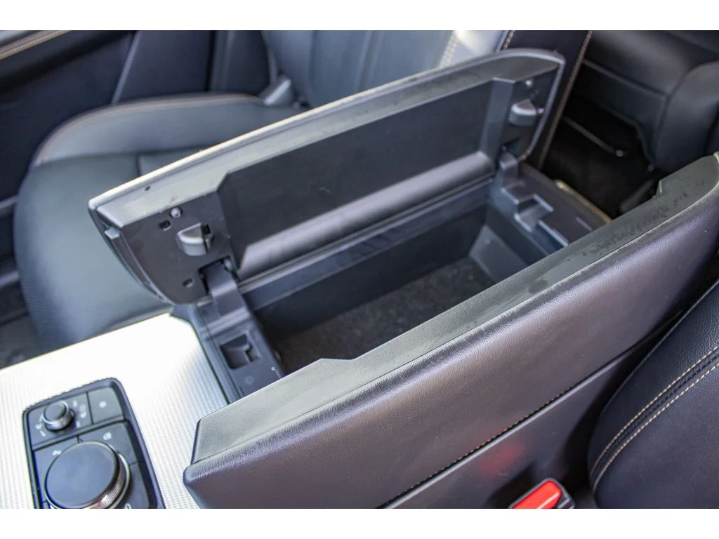 Used 2026 Machine Gray Metallic Mazda Preferred image 37