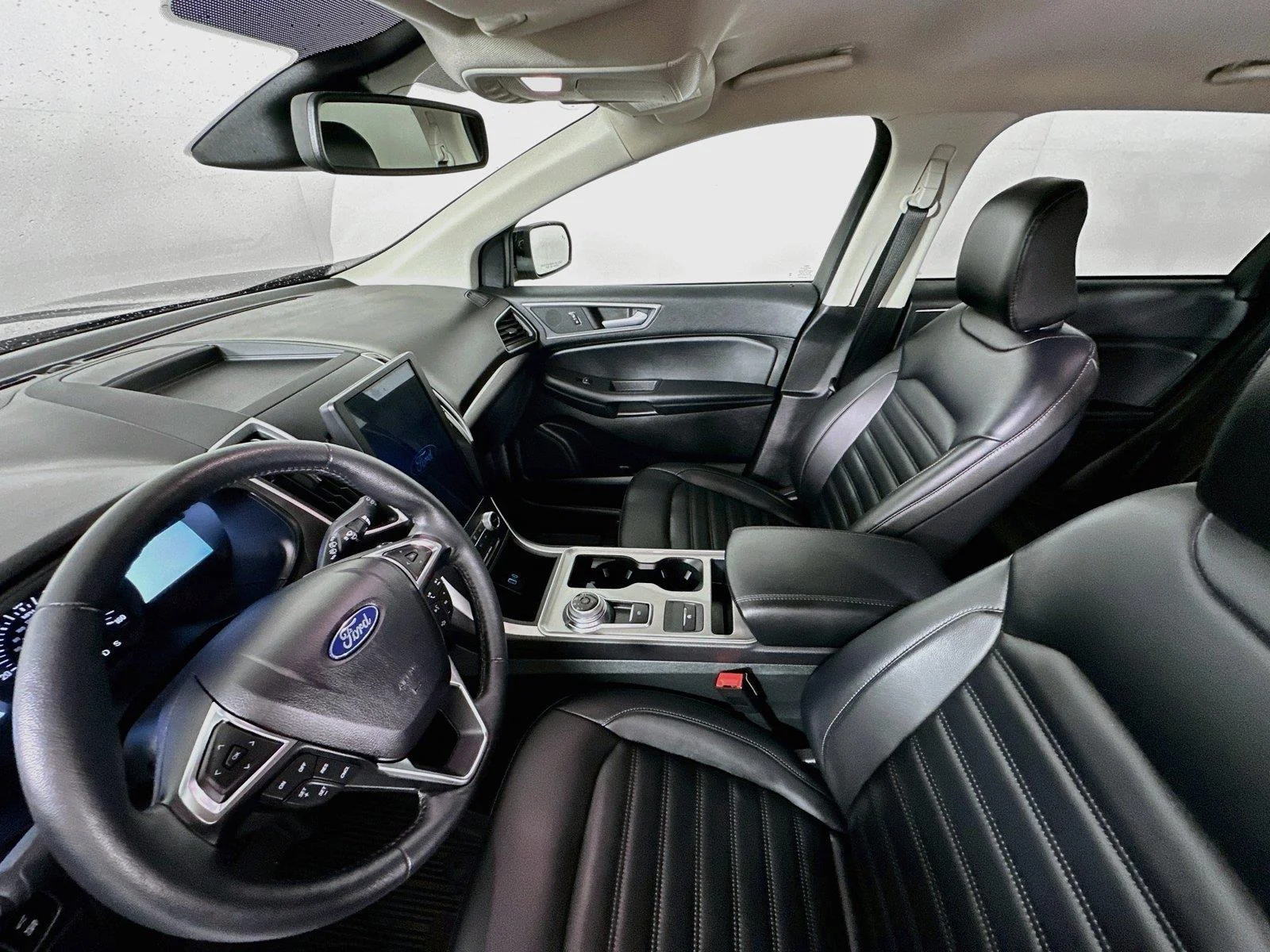 Used 2024 Agate Black Ford SEL image 5