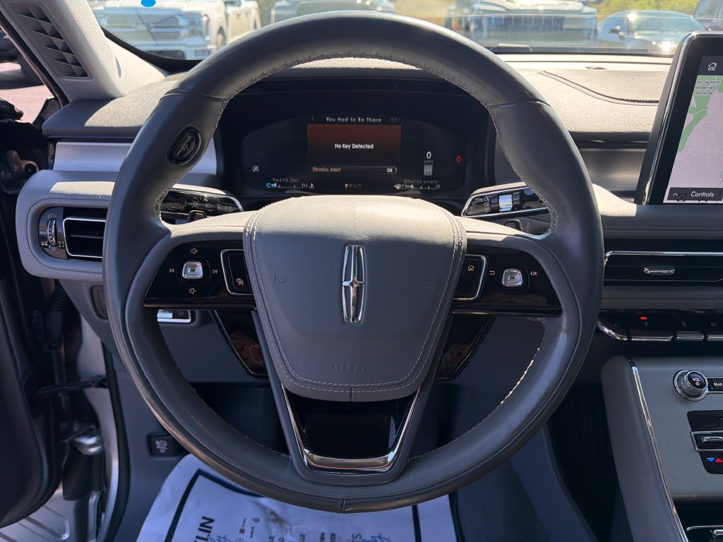 Used 2021 Silver Lincoln Reserve image 17